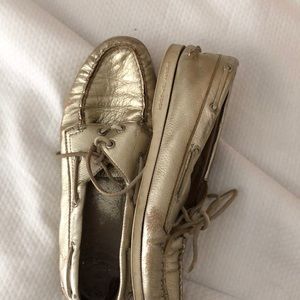 Gold sperrys